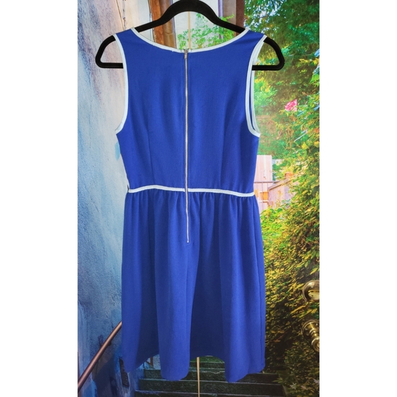 Soprano - Sleeveless Blue Dress - Picture 2 of 3